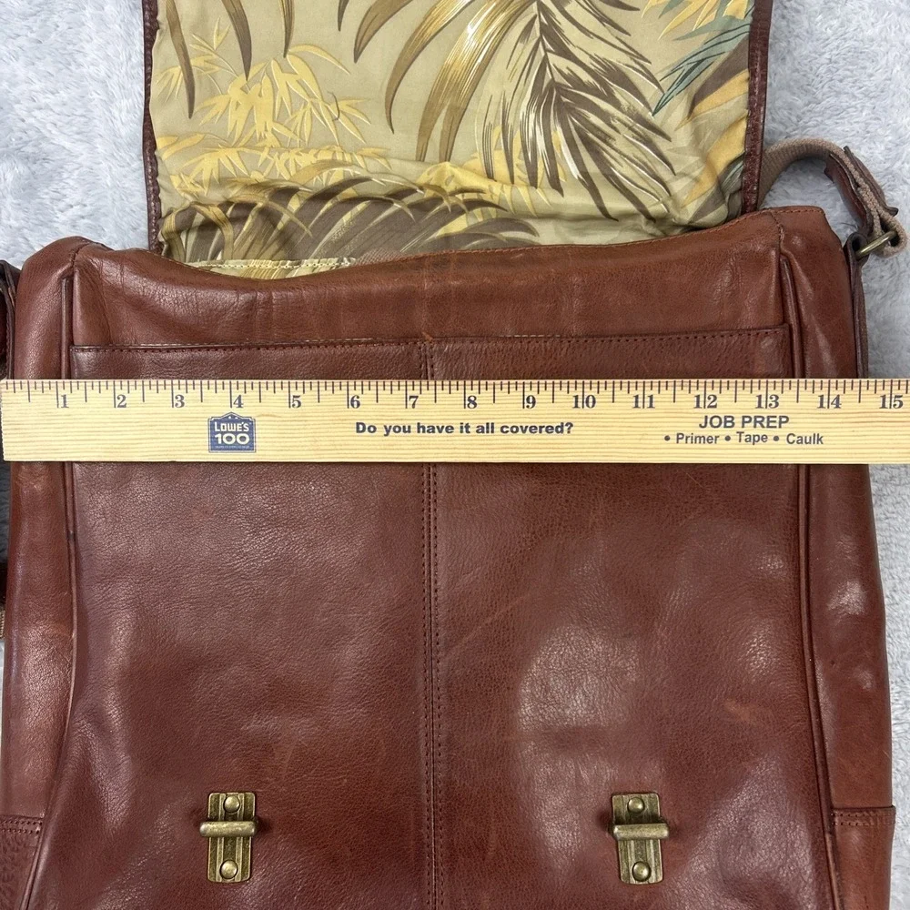 Tommy Bahama Leather Laptop Messenger Bag Cross-body Brown Pebbled Heavy